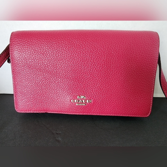 ✨️NWOT✨️Coach Foldover Crossbody Clutch, Magenta - Picture 2 of 11